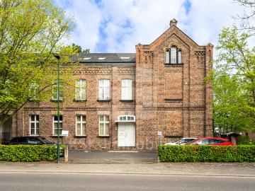 Liebhaber aufgepasst: Dachgeschosswohnung im Denkmalschutz