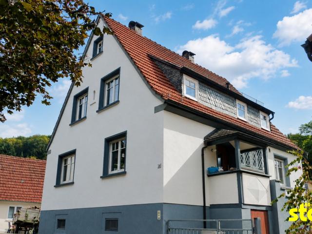 LIEBHABEROBJEKT! GEMÜTLICHES MIETHAUS FÜR DIE GANZE FAMILIE!