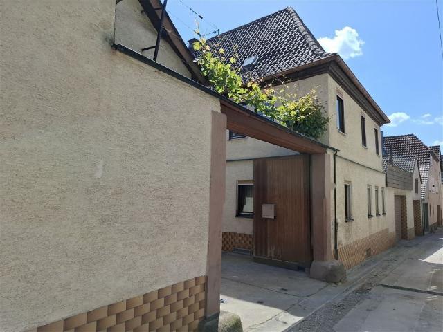 Liebhaberobjekt im Altort mit Dachterrasse Anwesen mit viel Platz für Familie, Hobby und Beruf