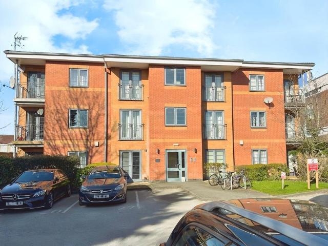 Liebig Court, Widnes, WA8 2 bed apartment to rent £795 pcm £183 pw