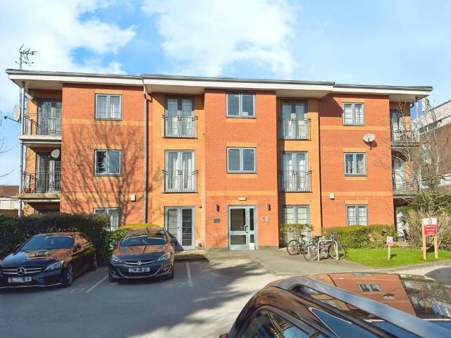 Liebig Court, Widnes WA8, 2 bed flat to rent, £795 pcm | PrimeLocation