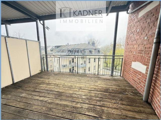 Lieblingsplatz? große 3 Zimmer WE mit großem Balkon im Westend