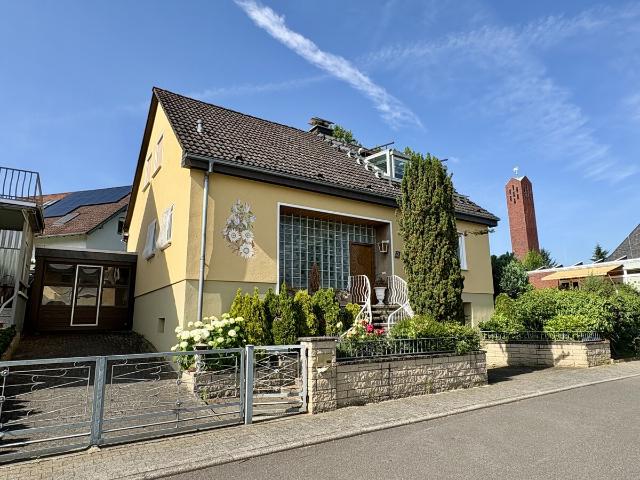 „Lieblingsplatz Kiedrich“ Freistehendes Einfamilienhaus in ruhiger Lage von Kiedrich