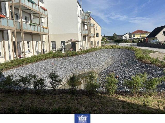Lieblingsplatz mit attraktiver Ausstattung, moderner EBK und Terrasse im Erstbezug!