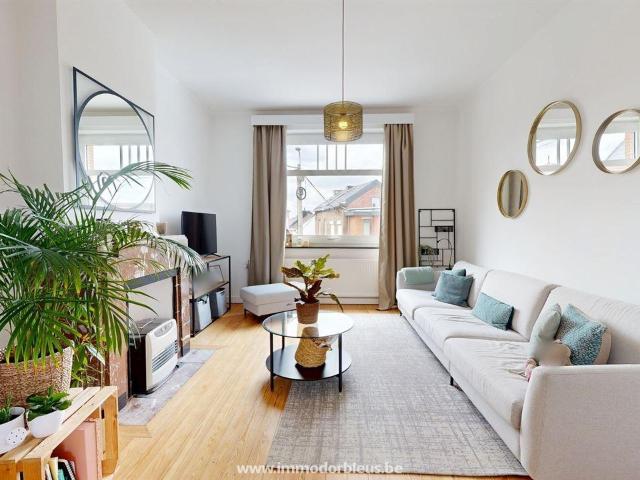 LIÈGE – COINTE – Très beau duplex 2 chambres + cave Loyer: 975,00 € / mois