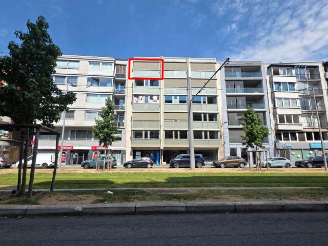 LIEGE – Hypercentre – Appartement 2 ch.+ terr.+ cave Loyer: 850,00 € / mois