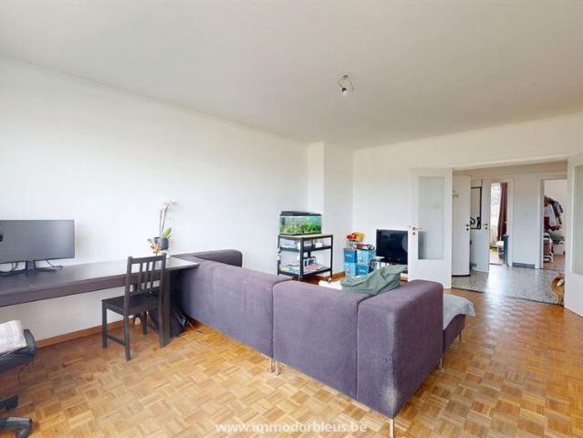 LIÈGE – Prox Médiacité/Boverie, appart. rénové 2 ch. Loyer: 750,00 € / mois