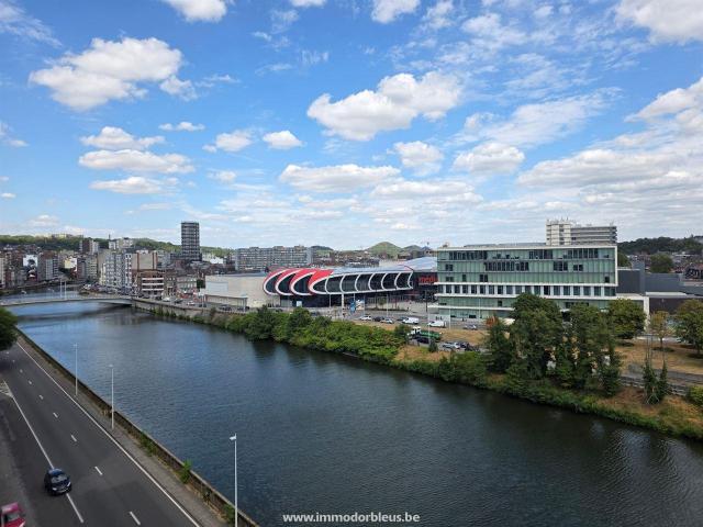 LIÈGE – Prox Médiacité/Boverie, appart. rénové 2 ch. Loyer: 750,00 € / mois