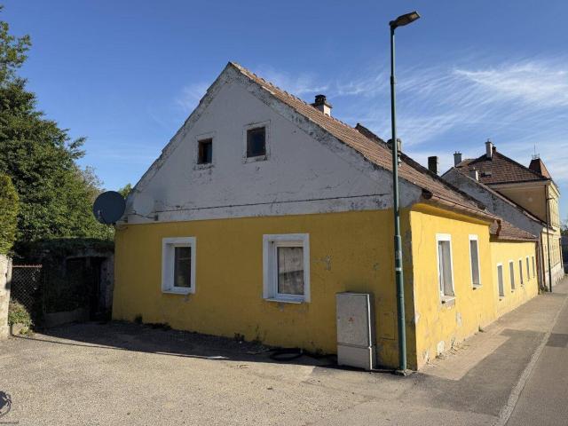 Liegenschaft mit Altbestand – Sanierung oder Neubau möglich