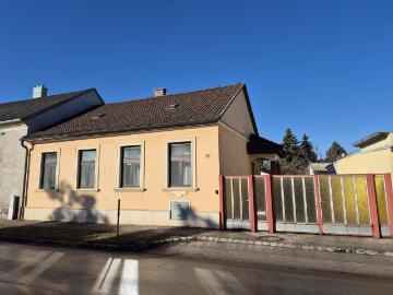 LIEGENSCHAFT MIT VIELEN MÖGLICHKEITEN