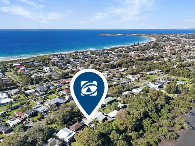 LIFE ON CURLEYS BAY
