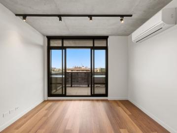 Life at the ready I Solarino House Short term lease available
