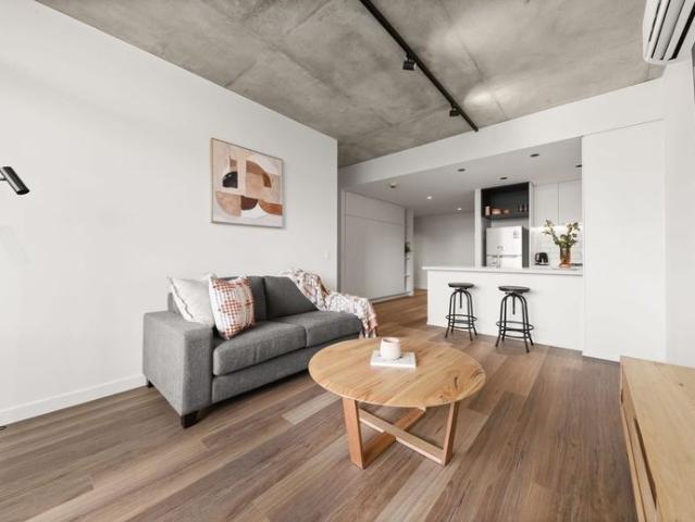 Life at the ready Solarino House Short and long term leases