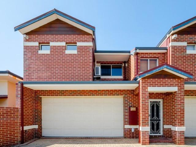 LEASED BY RAY WHITE INNER NORTH