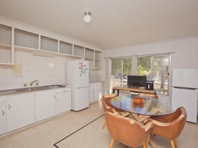 Life just got easier, furnished CBD apartment