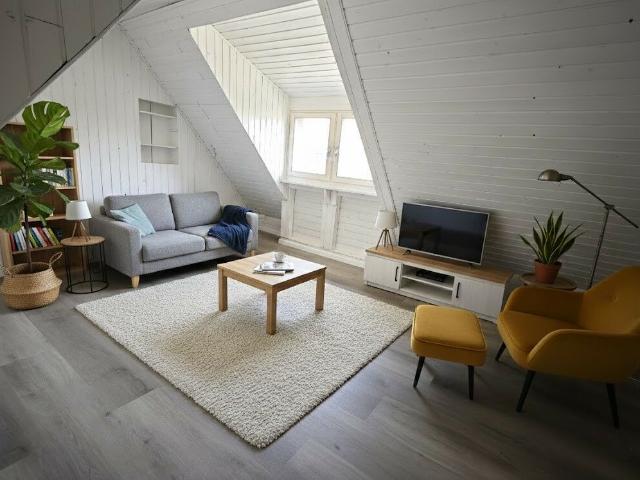 Life Style Dachwohnung im Tinyhouse Stil