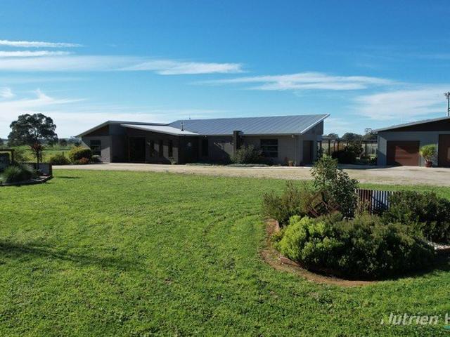 Lifestyle, Comfort & Productive Acreage 15.46ha 38 acres