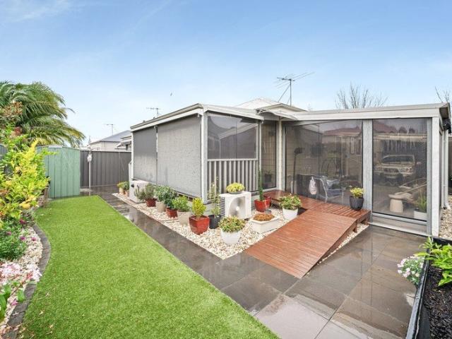 Lifestyle Communities Casey Fields Spacious 2 bedroom home with study packed with features
