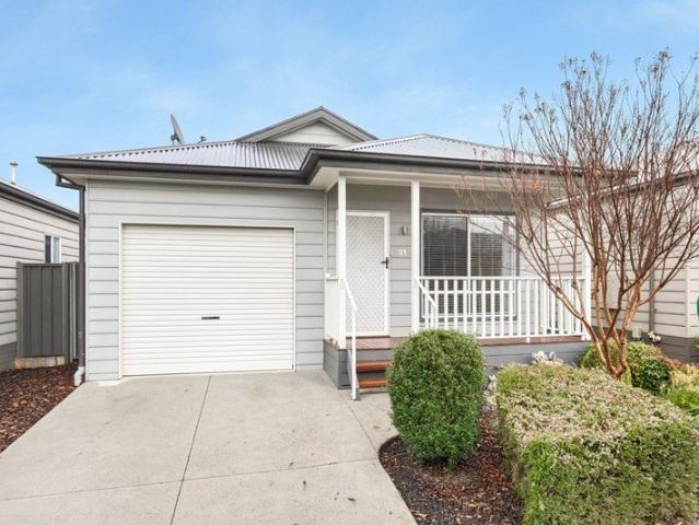 Lifestyle Communities Officer Life's better when the Clubhouse is just around the corner