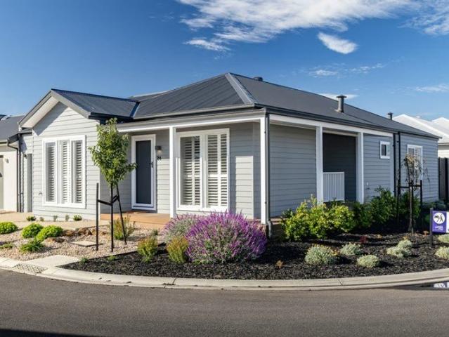 Lifestyle Communities Riverfield Fall in love with the Oden Corner