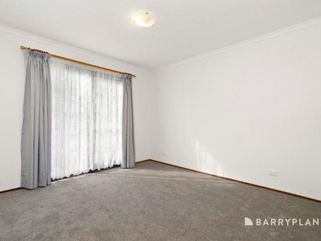 LIFESTYLE AND CONVENIENCE IN A SOUGHT AFTER LOCATION