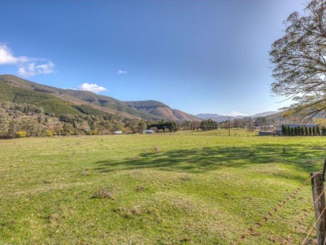 Lifestyle Acreage