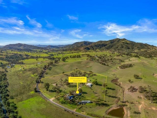 Lifestyle Acreage with Expansive Views and Versatile Infrastructure