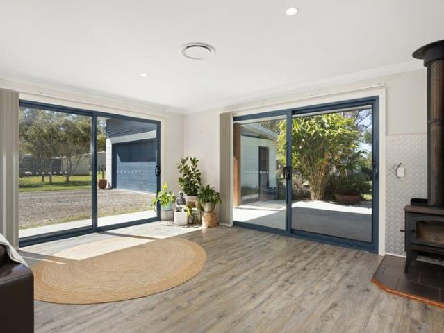 LIFESTYLE ACREAGE ON THE COAST