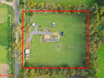 Lifestyle Acreage Opportunity Just Minutes From Daylesford