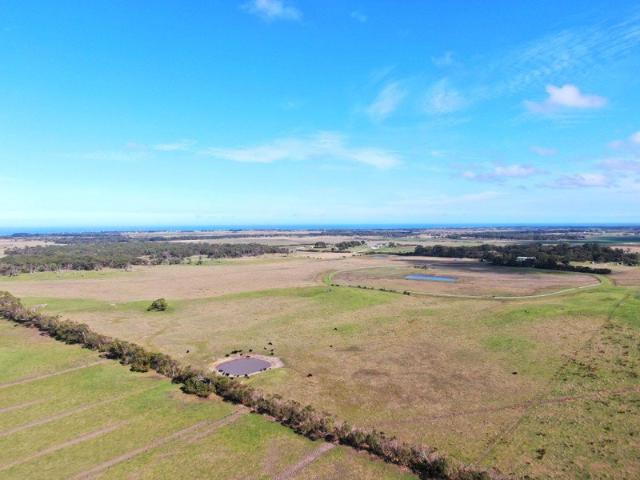 Lifestyle & Equine Opportunity on Prime Rural Land 117 Acres