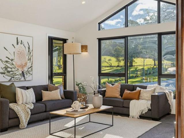 Lifestyle Estate of Scale, Substance and Beauty!