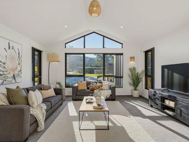 Lifestyle Estate of Scale, Substance and Beauty!