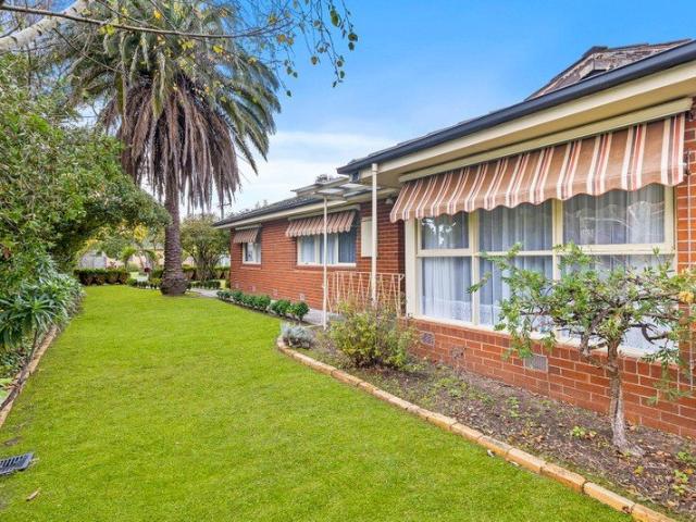 LIFESTYLE OASIS ON 1037SQM APPROX. IN BRENTWOOD SECONDARY ZONE