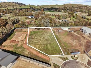 Lifestyle & Opportunity In Exclusive Mansfield Pocket