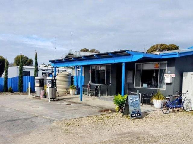 Lifestyle Opportunity on the Yorke Peninsula Home, Income & Coastal Living