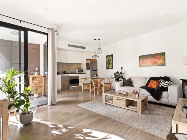 Lifestyle, Location and Low Maintenance Appeal