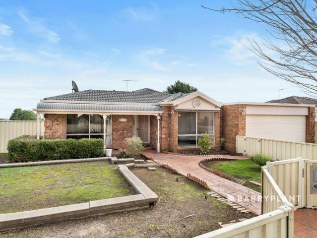 Lifestyle, Location & Future Development Potential in the Heart of Oatlands