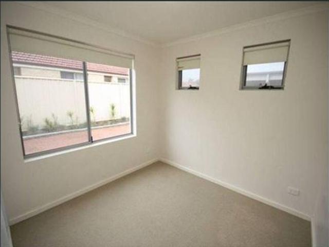 LIFESTYLE LOCATION IN AUSTRALIND