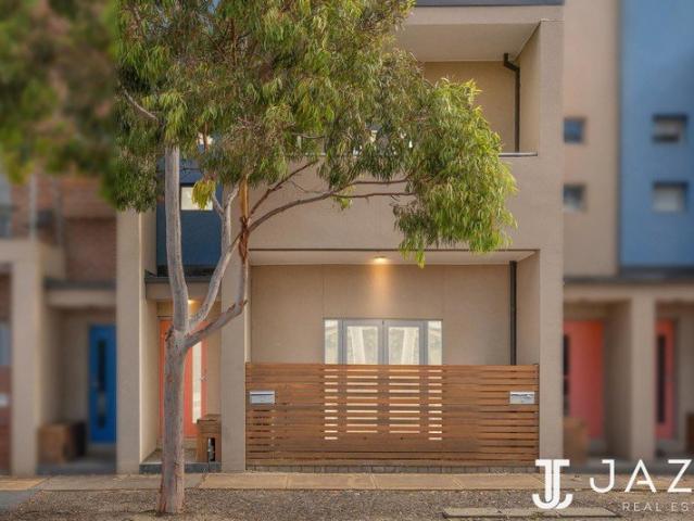 Lifestyle, Location & Low Maintenance Living in Innisfail Estate