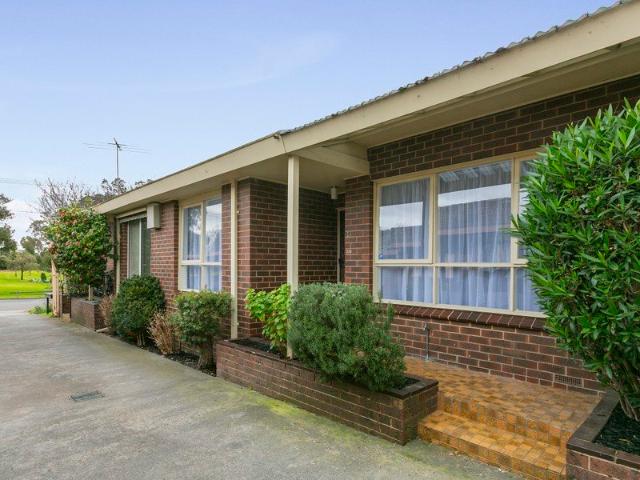 Lifestyle, Location & Nothing To Do But Move In