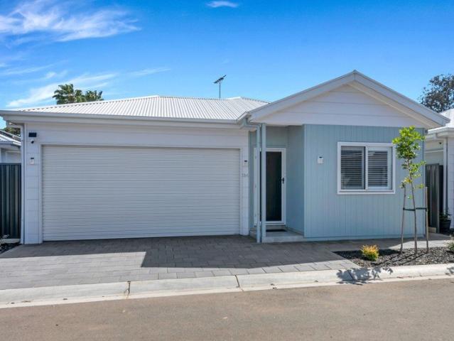 Lifestyle & Location Private Sale Pet Friendly! Open by Appointment call Barry 0413 437 711
