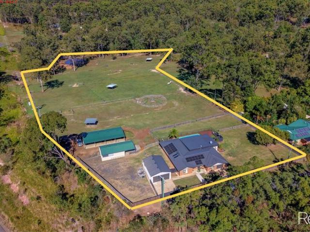 Motivated Sellers. Committed Elsewhere Lifestyle, Acreage, Land & Convenience All in One Remarkable Property!