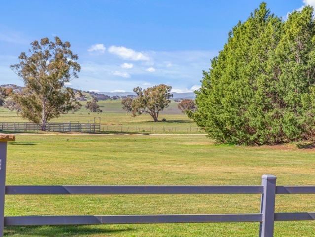 Lifestyle Living, Minutes from the CBD