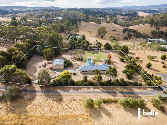 Lifestyle Living on Acreage Just 10 Minutes from Launceston CBD