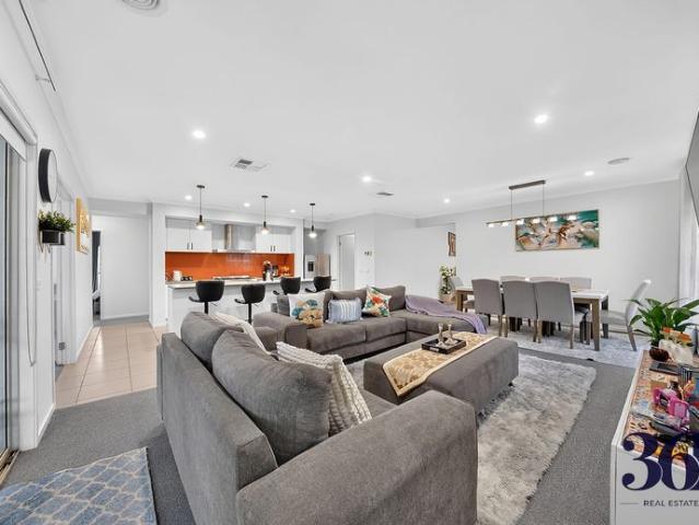 Lifestyle Living at Its Finest in the Heart of Saltwater!