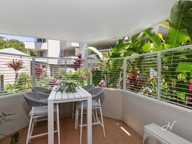 LIFESTYLE LIVING IN PRIME NEWSTEAD TERRACE APARTMENT