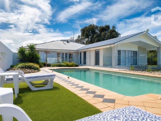 Lifestyle Living Just Minutes from Griffith CBD
