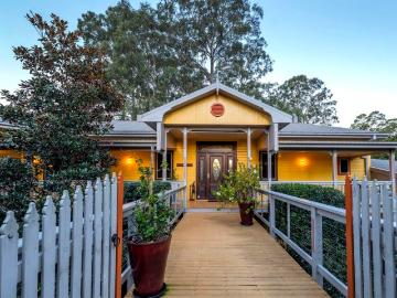 Lifestyle Sanctuary In Bellingen's Most Sought After Location