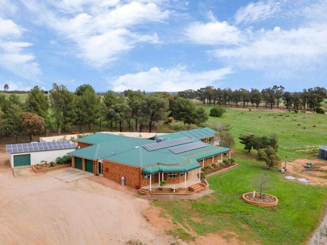 Lifestyle, Space and Versatility on Parkes' Doorstep