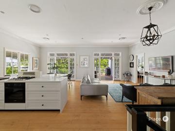 Lifestyle, Space & Family Living on 825sqm in the Heart of Bulimba!
